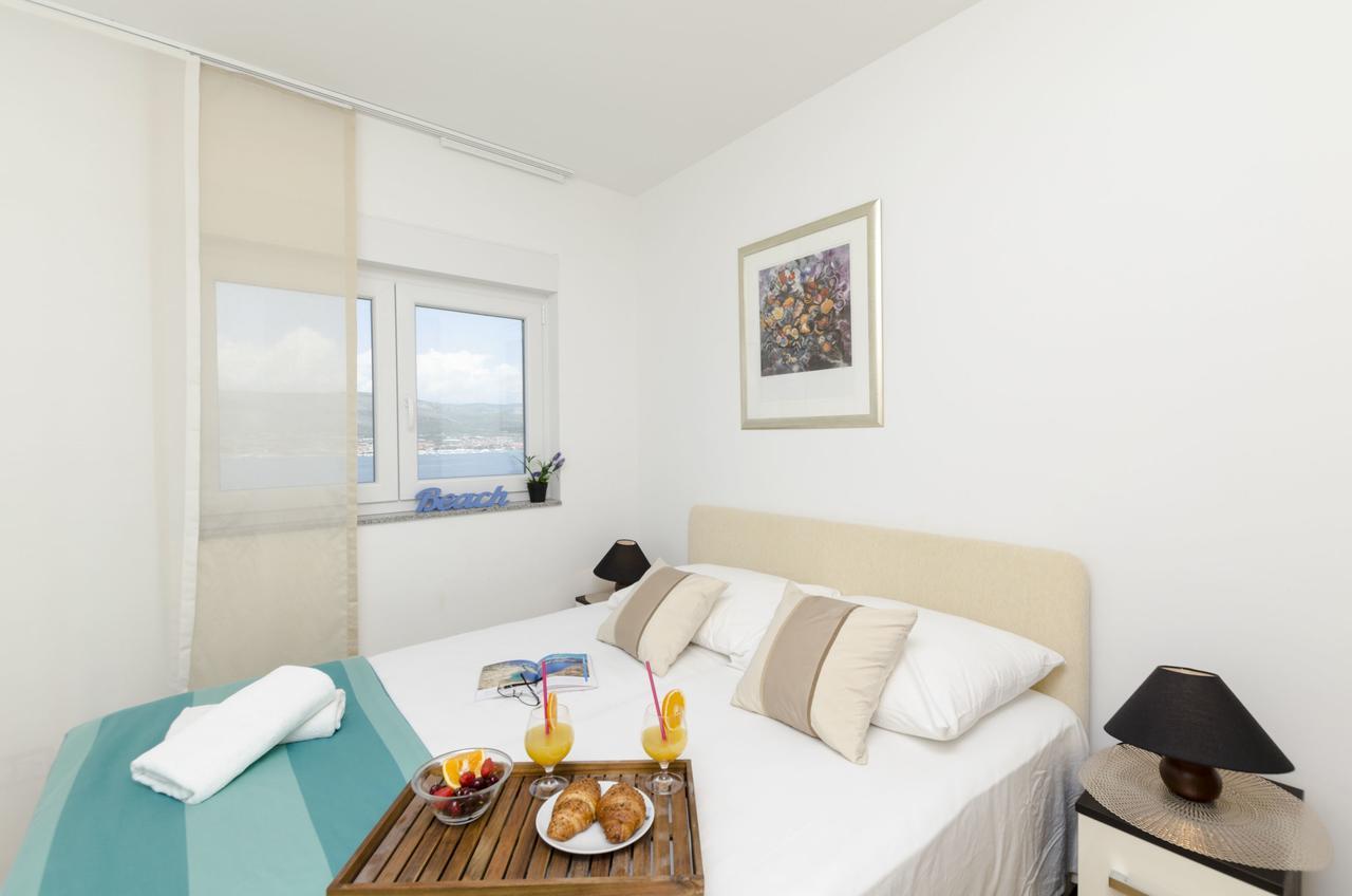Apartments Maja Donji Okrug  エクステリア 写真