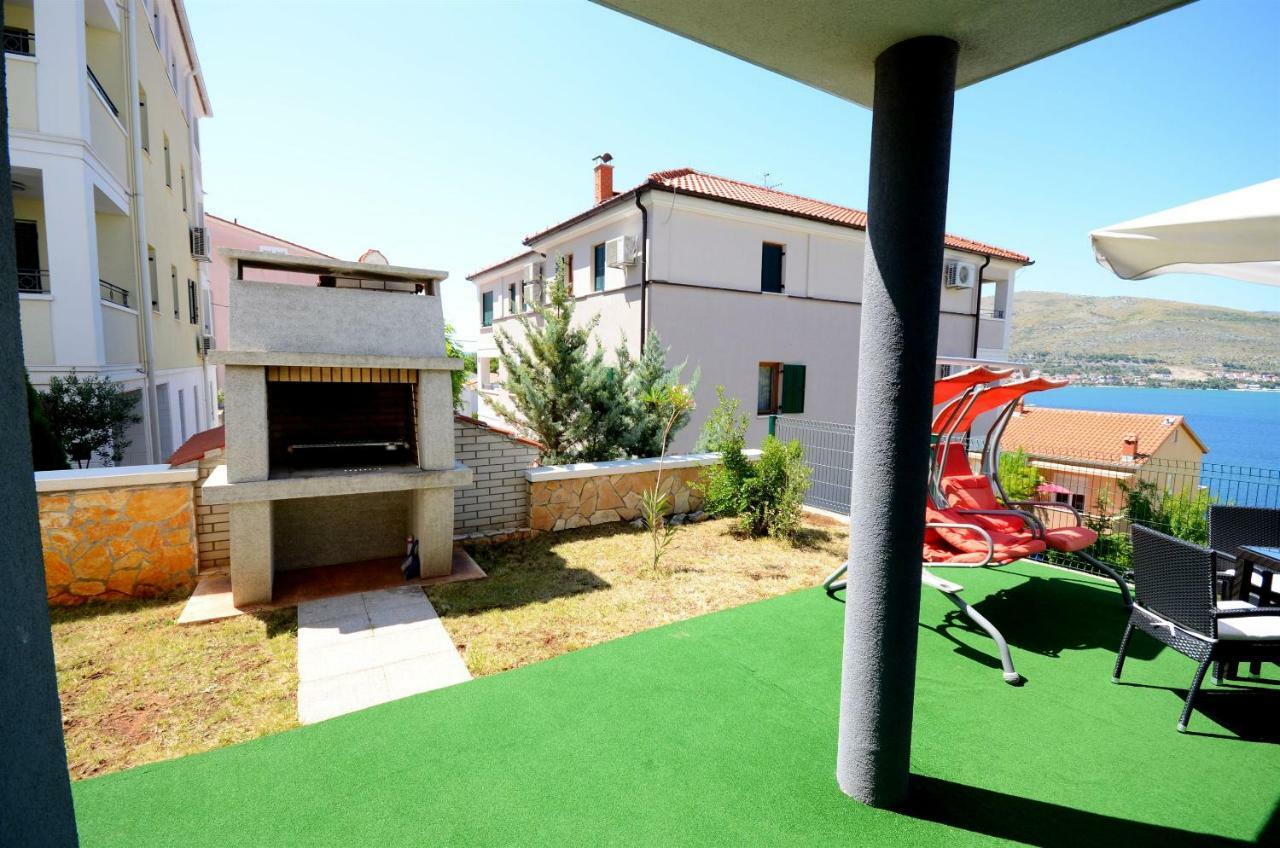 Apartments Maja Donji Okrug  エクステリア 写真